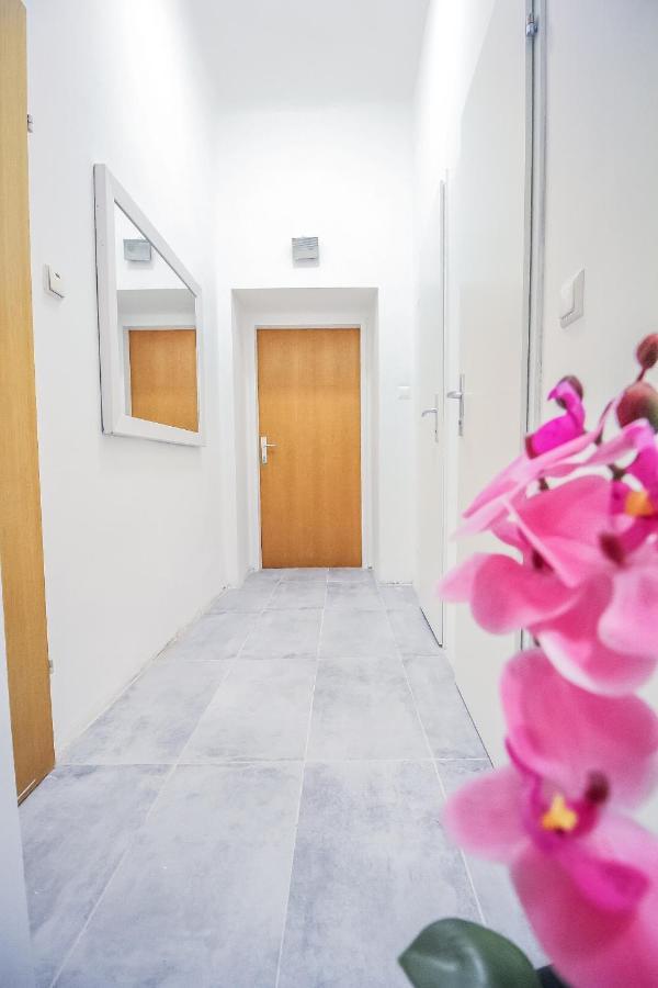 Comfort Quad Room Hn Wien Exterior foto