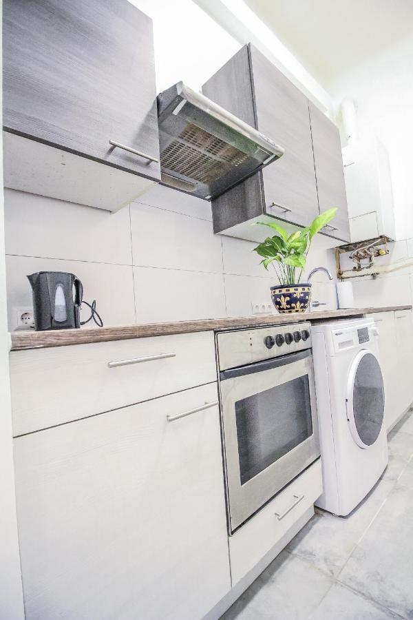 Comfort Quad Room Hn Wien Exterior foto